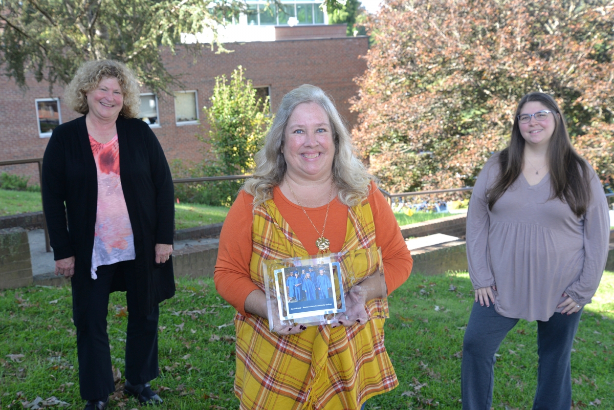 Devonne Jimison (center), who oversees Project SEARCH at SCC, holds the “Employment Outcome Award” Southwestern recently received. Jimison is standing between Kay Wolf (left), SCC’s Director of College and Career Readiness, and Sarah Cheatham (right), Vocational Rehabilitation Casework Technician.
