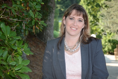 Photo of Tiffany Henry at scenic spot on SCC's Jackson Campus