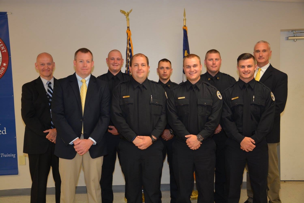 BLET Class #75 graduates pictured with their instructors.