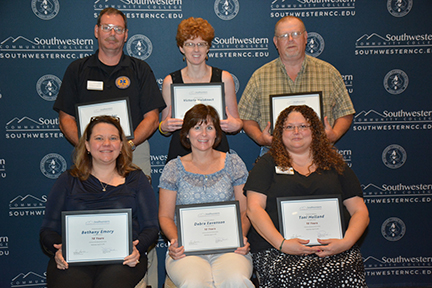 Photo of SCC employees with 10 years of service