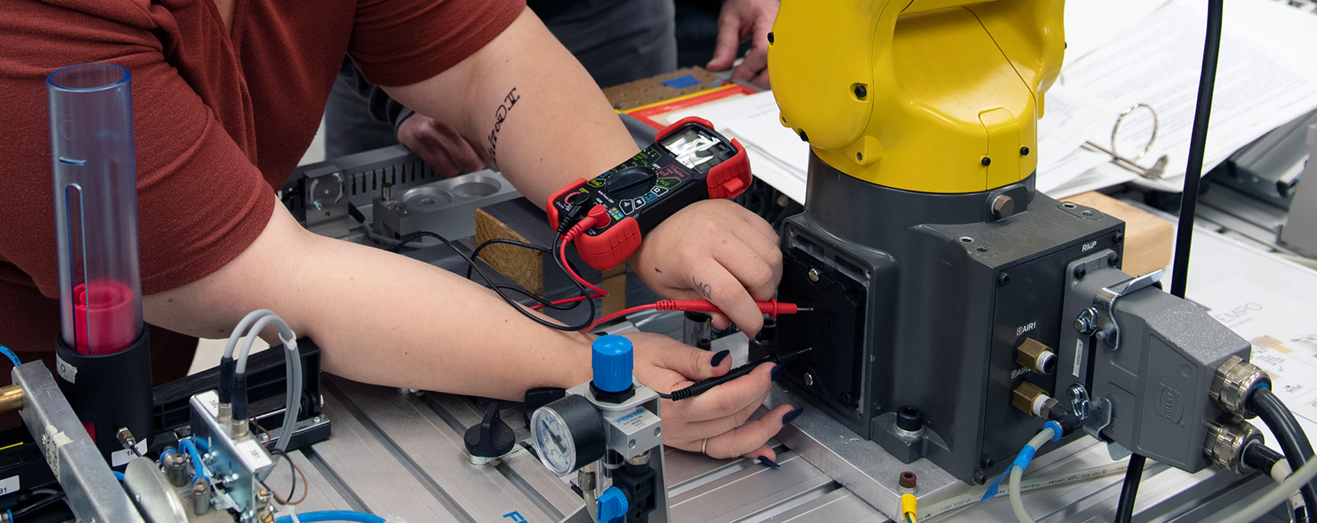robotics-mechatronics-engineering-technology-southwestern-community-college