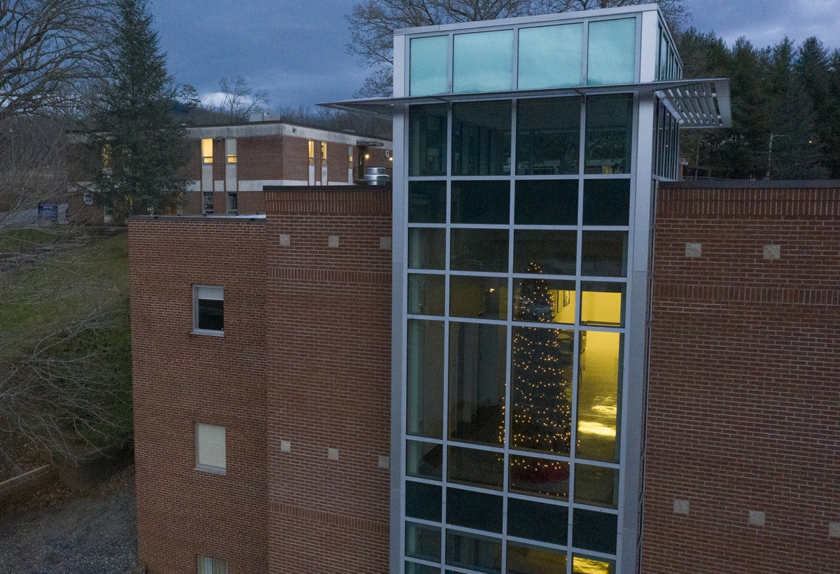 Christmas Tree on SCC's Campus