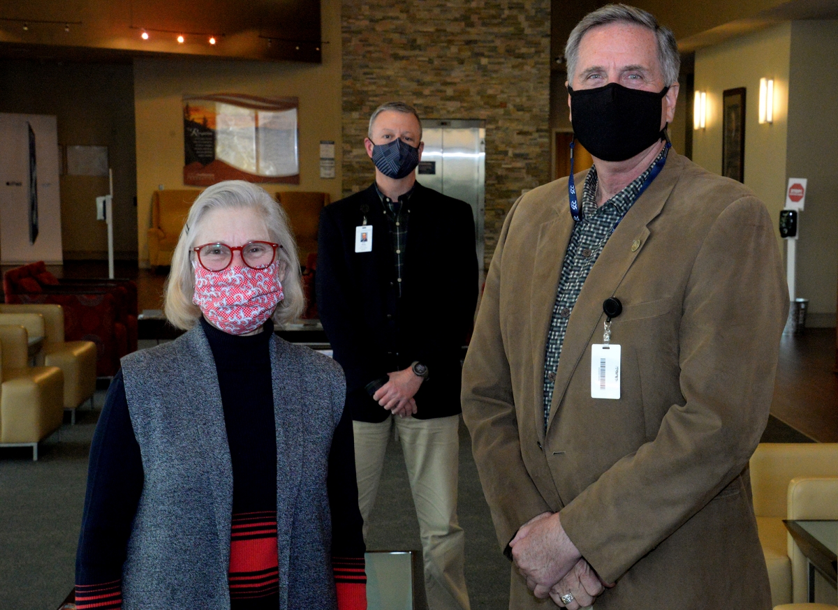 Joyce Lantz is pictured with SCC's President, Dr. Don Tomas, and Foundation Director, Brett Woods.