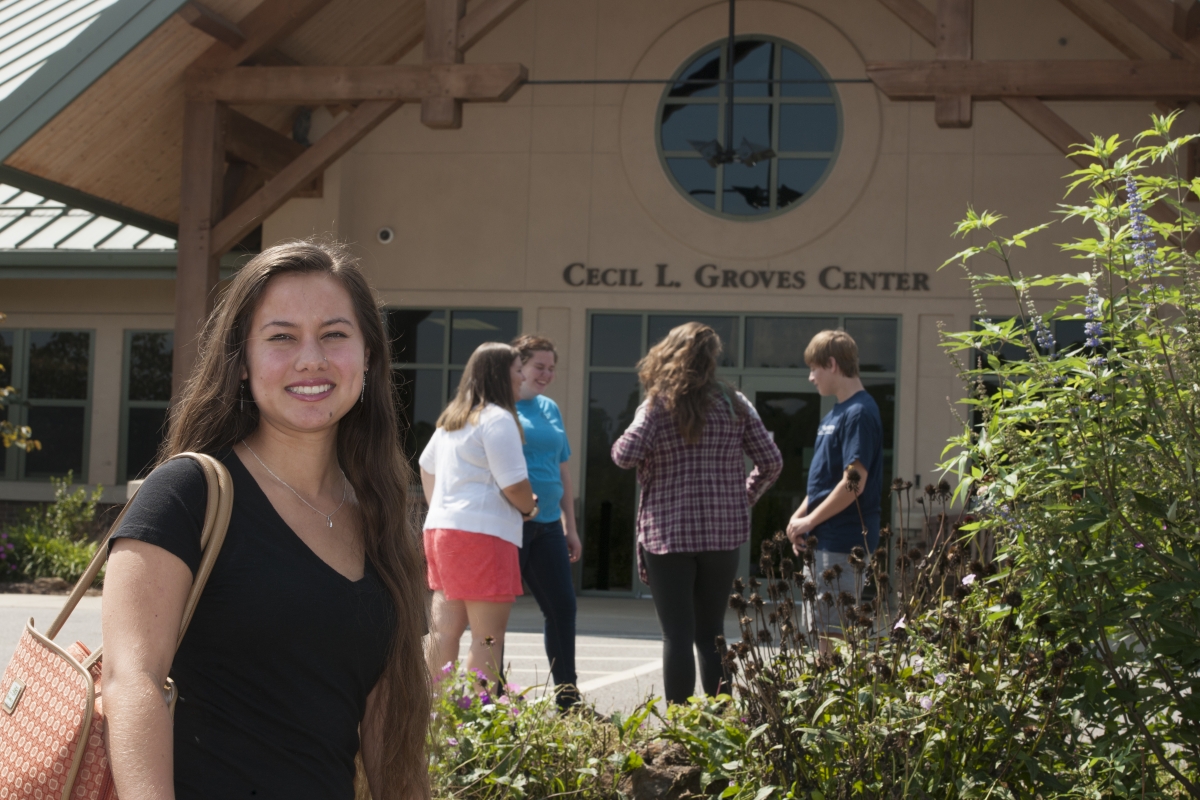Students stand outside the Groves Center at SCC's Macon Campus in Franklin