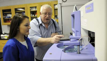 Photo of Dale Hall and Crystal Thomas