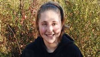 Photo of Bella Weeks