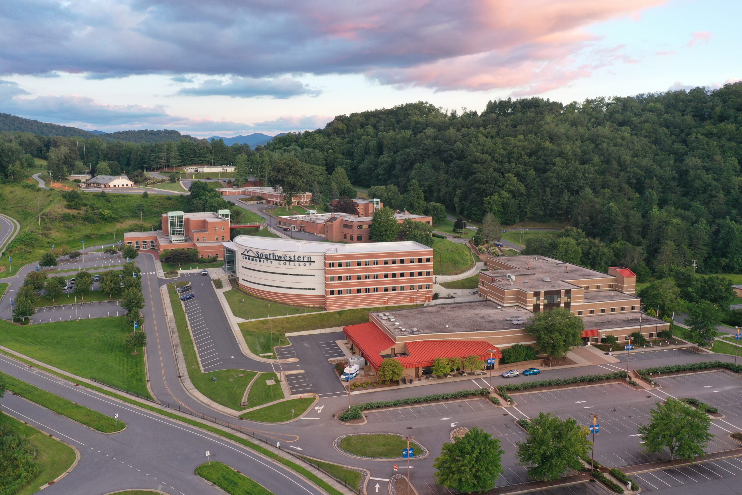 BibliU now operating college store